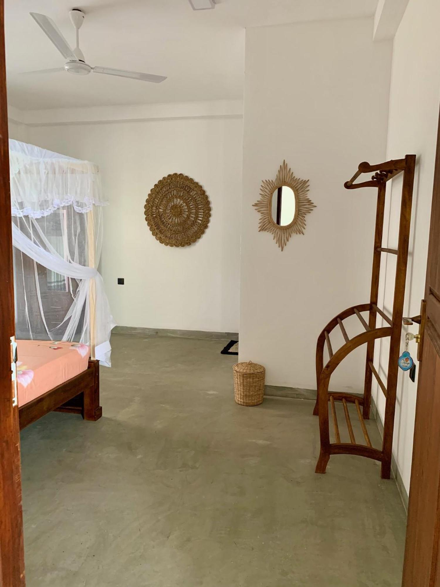 Mrmango Weligama Apartment Exterior foto